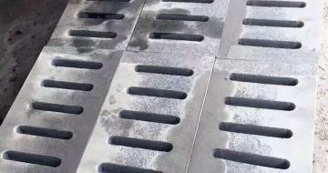 日照 芝麻灰石材沟盖板