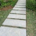 日照 芝麻黑小区踏步、汀步石铺装效果
