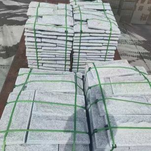 日照 芝麻白蘑菇石装车出货