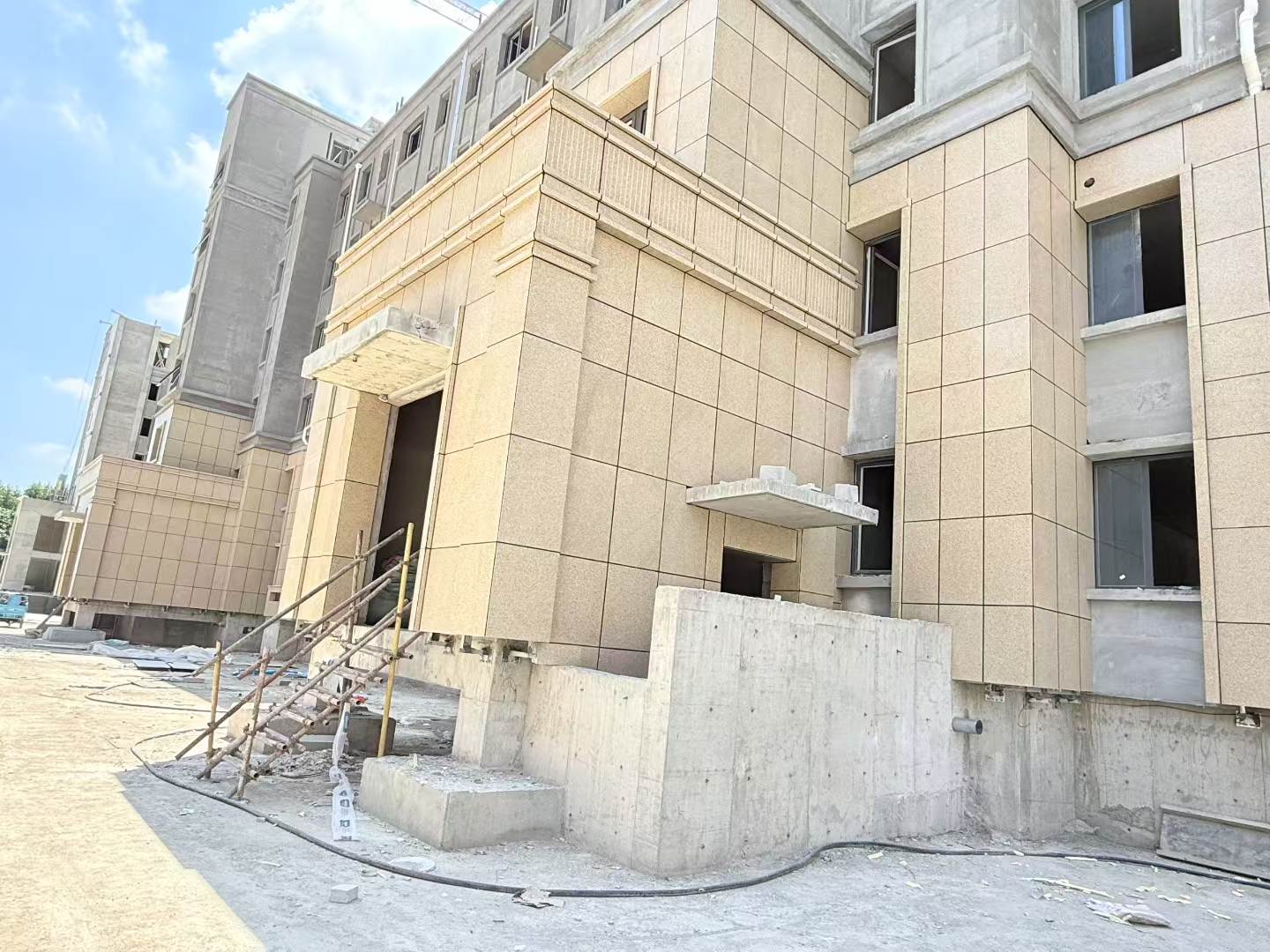 日照 黄金麻干挂，工地实拍