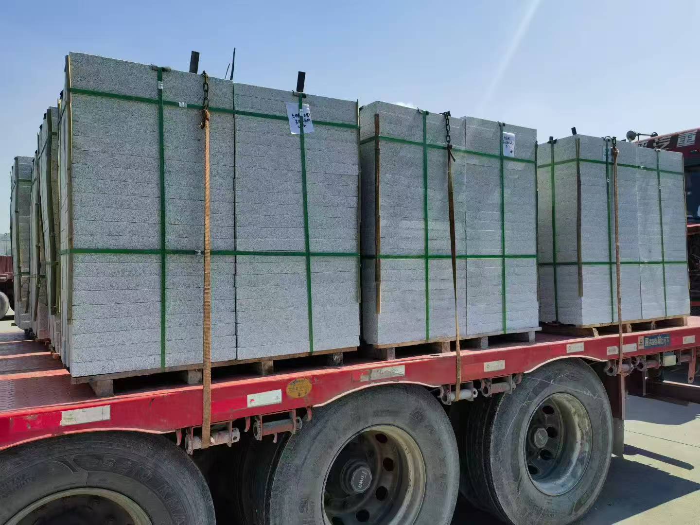 日照 芝麻白花岗岩地铺石