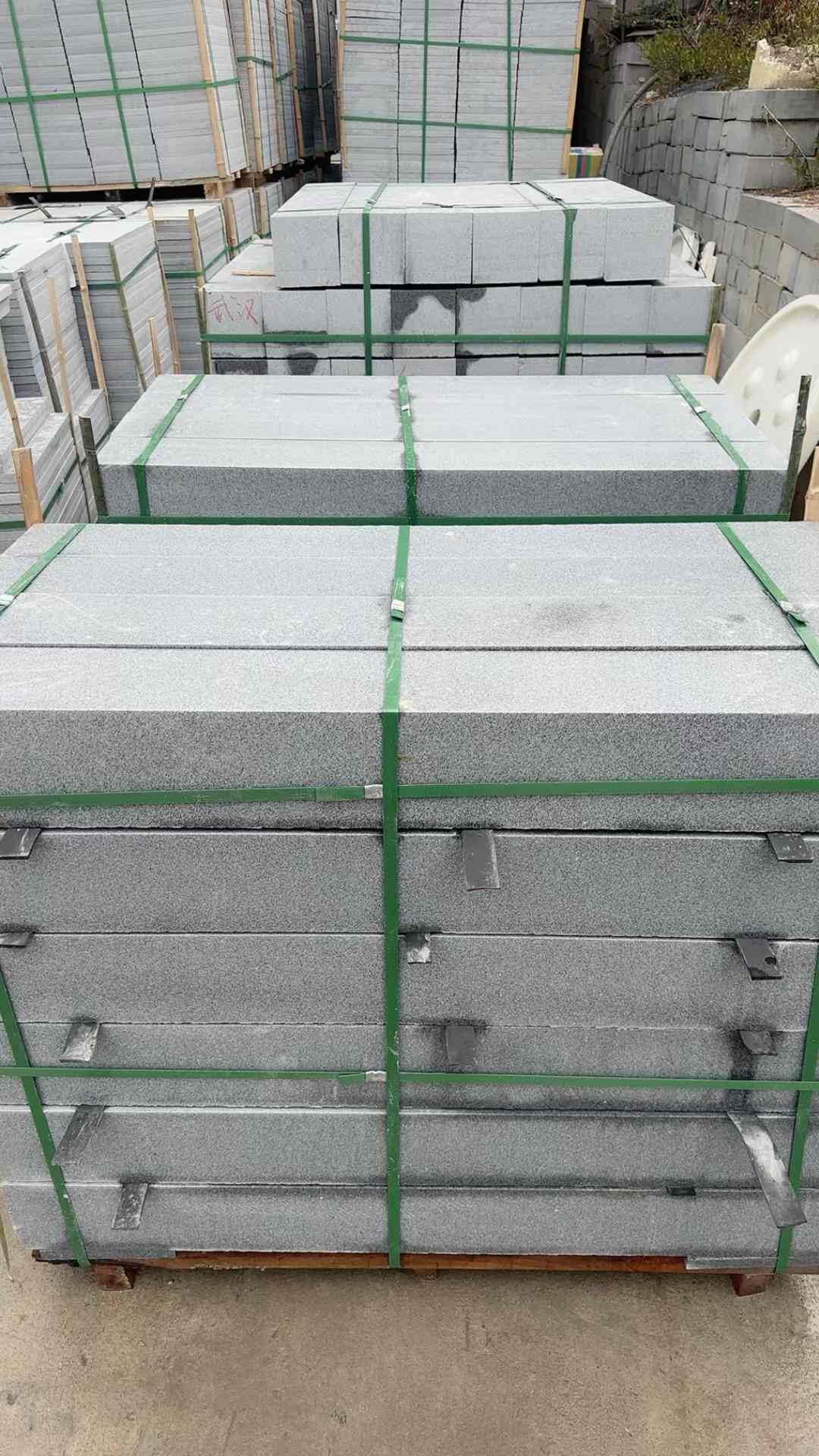 日照 芝麻灰机切面栏杆