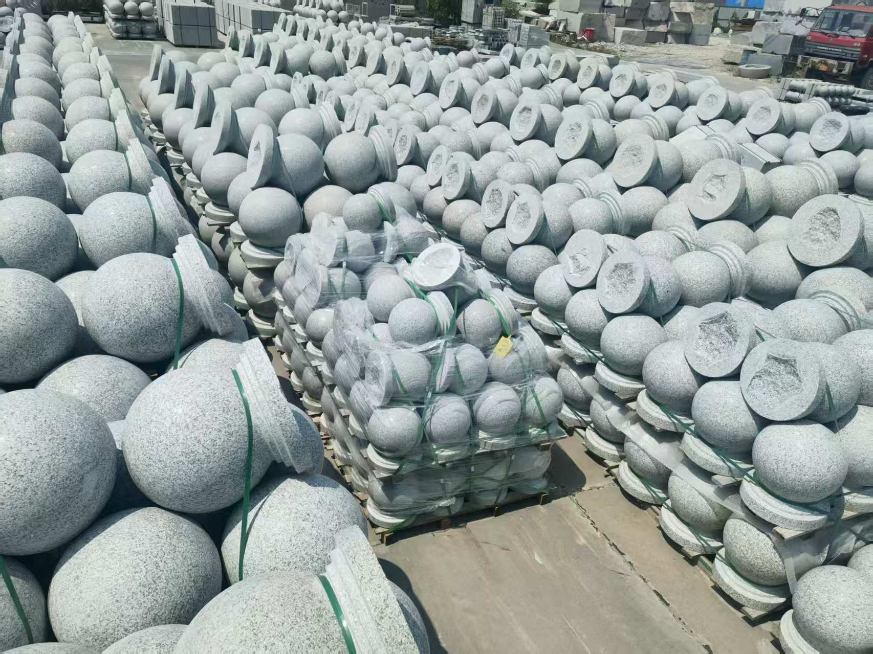 日照 花岗岩实心圆球，石球，挡车球，挡车石，车止石，路障石。