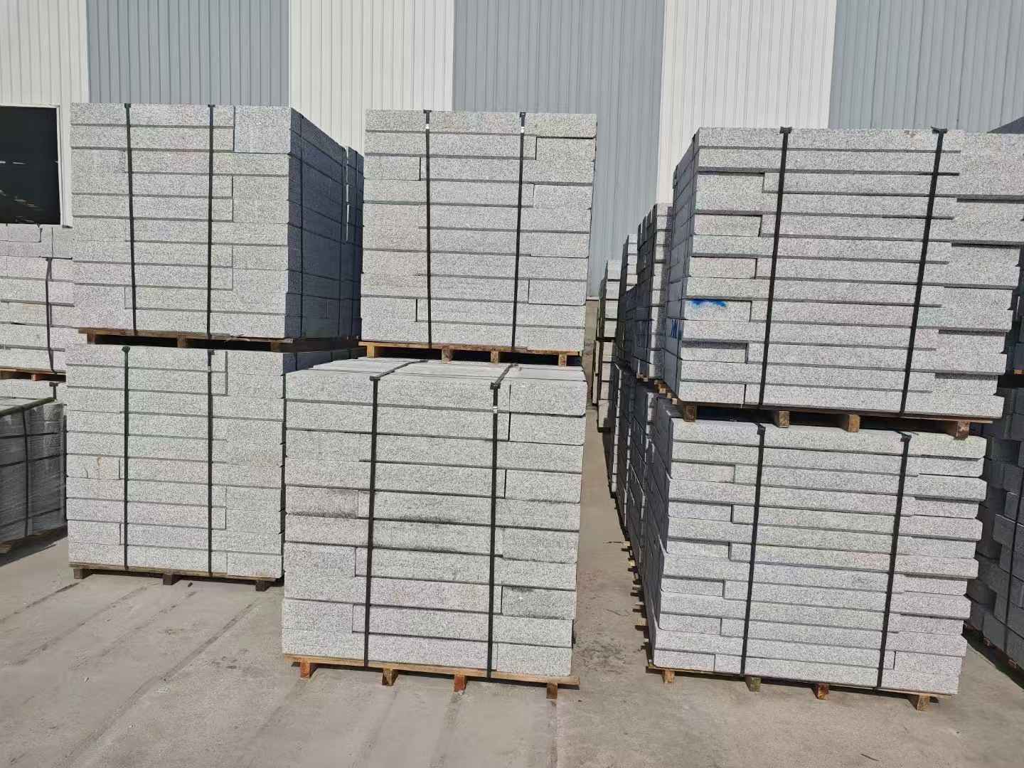 日照 芙蓉白路沿石，价格便宜